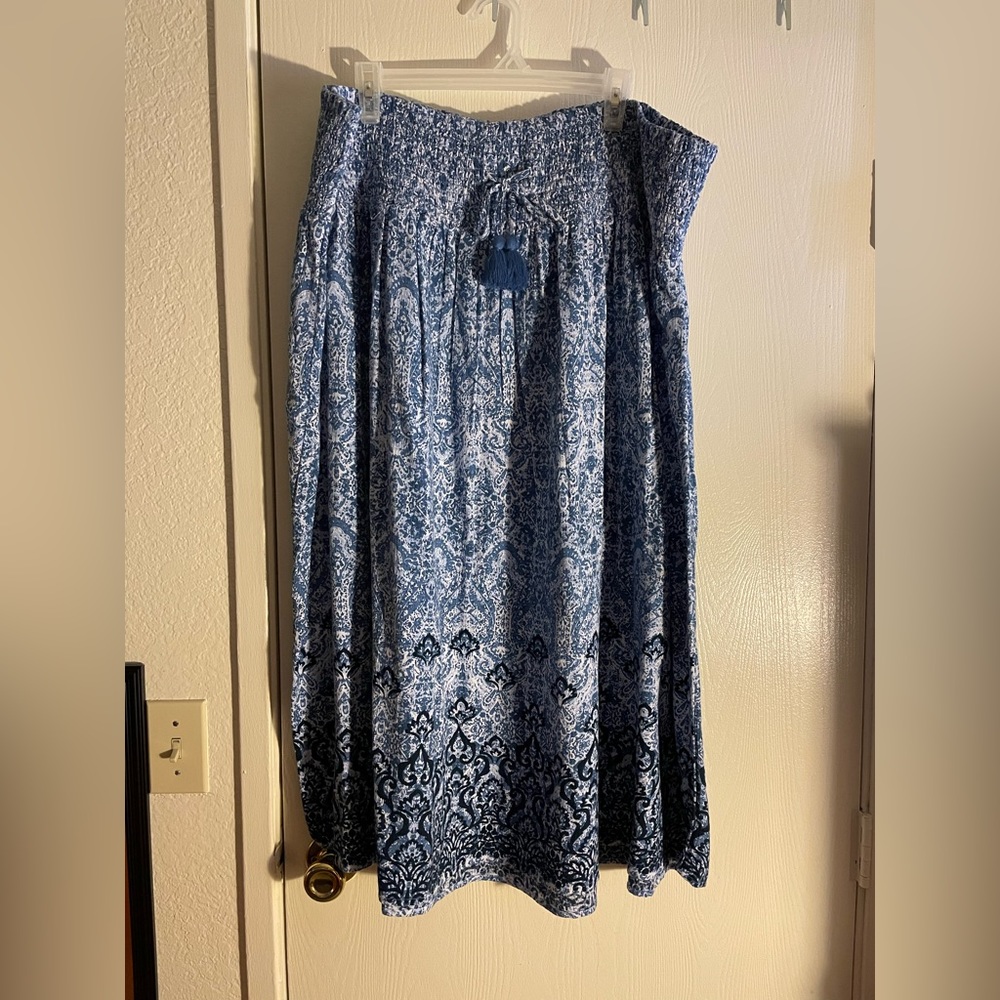 J Jill skirt in blue and white.  4XL